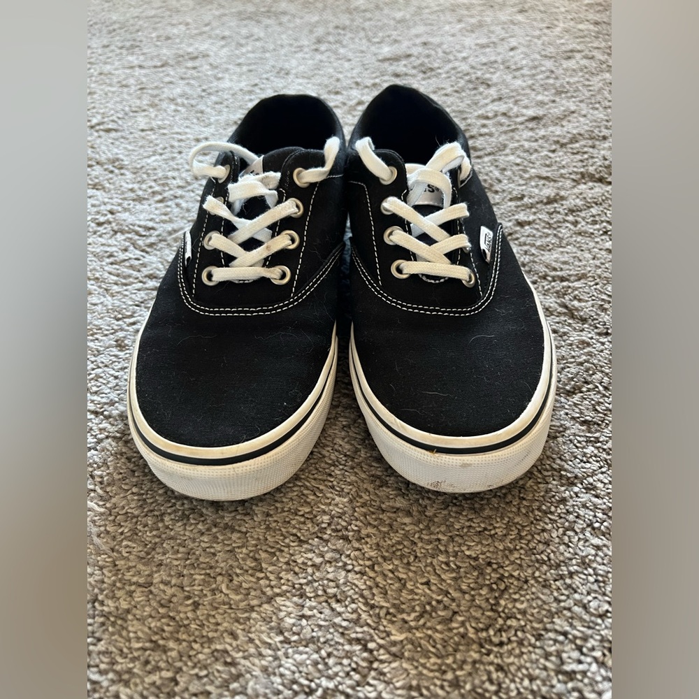 Vans - Picture 2 of 6